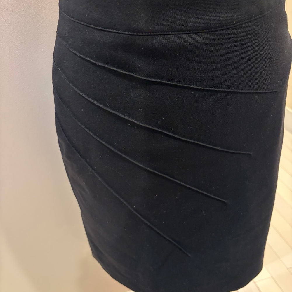 Hennessy Black Textured Pencil Skirt